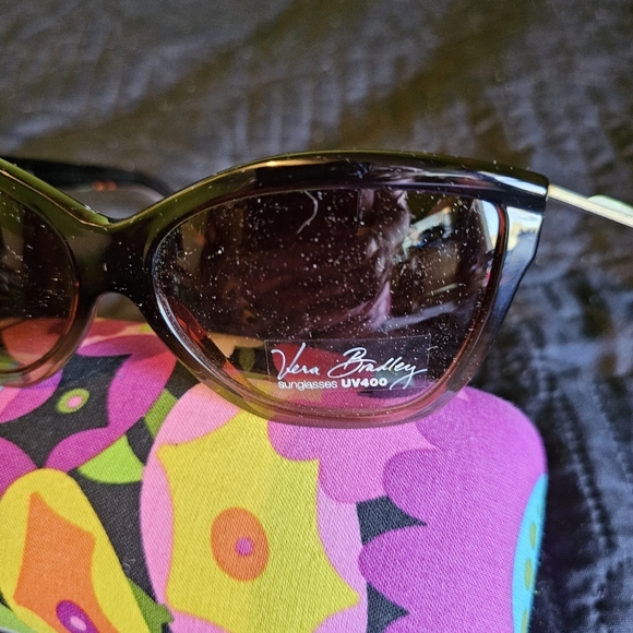 Vera bradley‎  sunglasses  and case new main image 5